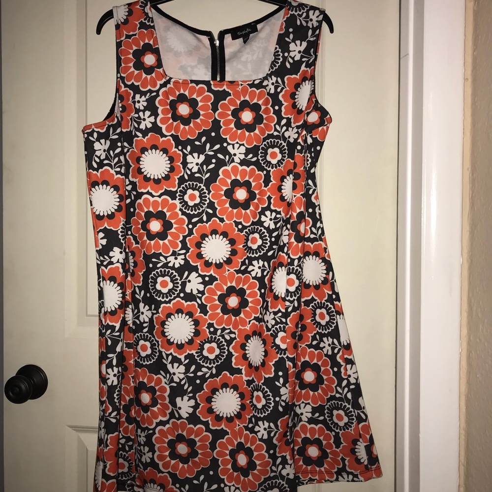 Cute psychedelic flower dress